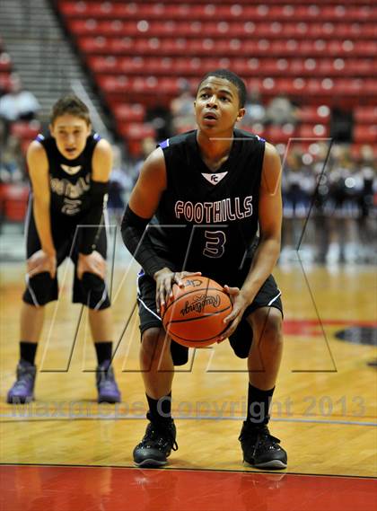 Thumbnail 1 in Foothills Christian vs. Horizon (CIF SDS D5 Final) photogallery.