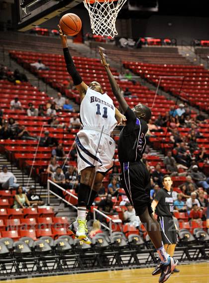 Thumbnail 1 in Foothills Christian vs. Horizon (CIF SDS D5 Final) photogallery.