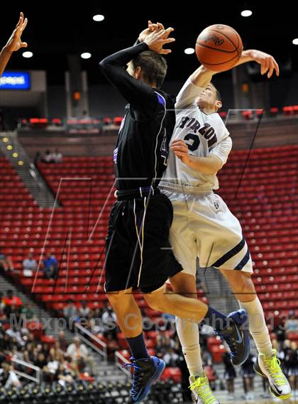 Thumbnail 1 in Foothills Christian vs. Horizon (CIF SDS D5 Final) photogallery.