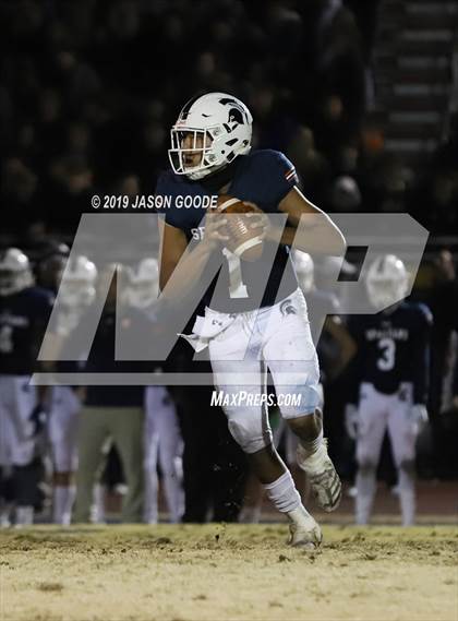 Thumbnail 2 in Dyer County @ Summit (TSSAA 5A Semifinal) photogallery.