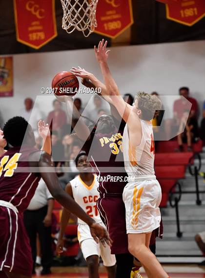 Thumbnail 3 in Brooks DeBartolo Collegiate @ Clearwater Central Catholic photogallery.