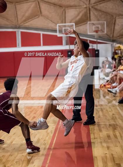 Thumbnail 2 in Brooks DeBartolo Collegiate @ Clearwater Central Catholic photogallery.