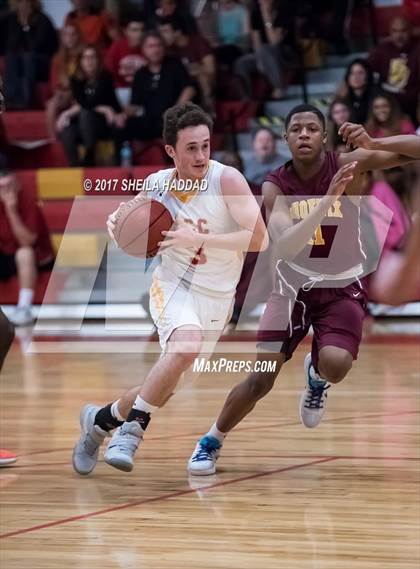 Thumbnail 1 in Brooks DeBartolo Collegiate @ Clearwater Central Catholic photogallery.