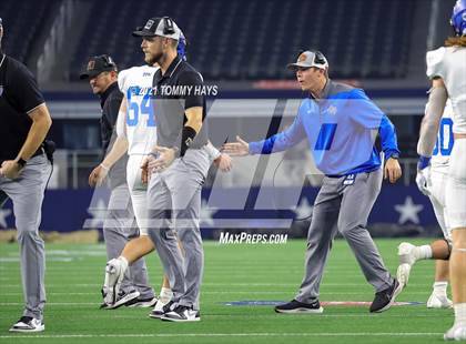Thumbnail 2 in Gunter vs  Franklin (UIL Football 3A D2 Finals) photogallery.