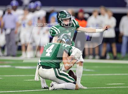 Thumbnail 2 in Gunter vs  Franklin (UIL Football 3A D2 Finals) photogallery.