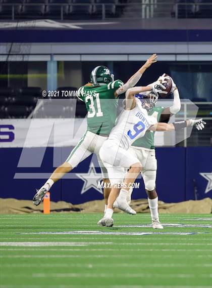 Thumbnail 3 in Gunter vs  Franklin (UIL Football 3A D2 Finals) photogallery.