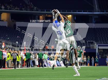 Thumbnail 3 in Gunter vs  Franklin (UIL Football 3A D2 Finals) photogallery.