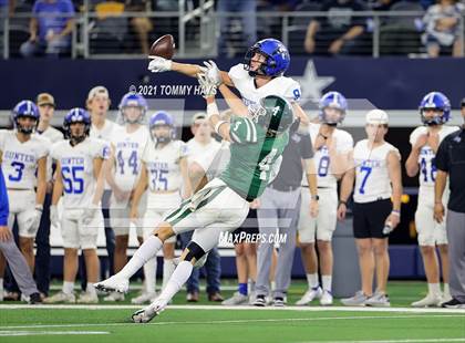 Thumbnail 2 in Gunter vs  Franklin (UIL Football 3A D2 Finals) photogallery.