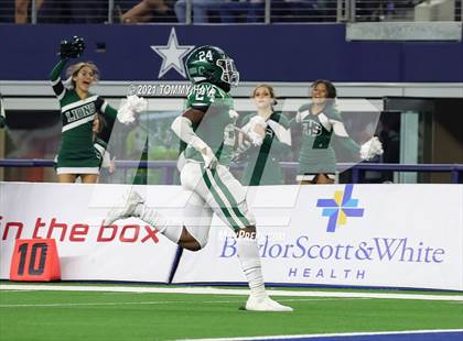 Thumbnail 3 in Gunter vs  Franklin (UIL Football 3A D2 Finals) photogallery.
