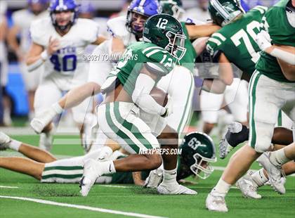 Thumbnail 3 in Gunter vs  Franklin (UIL Football 3A D2 Finals) photogallery.