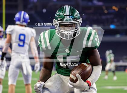 Thumbnail 1 in Gunter vs  Franklin (UIL Football 3A D2 Finals) photogallery.