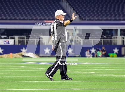Thumbnail 3 in Gunter vs  Franklin (UIL Football 3A D2 Finals) photogallery.
