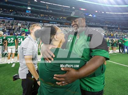 Thumbnail 2 in Gunter vs  Franklin (UIL Football 3A D2 Finals) photogallery.