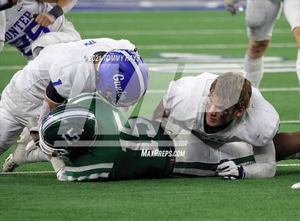 Thumbnail 1 in Gunter vs  Franklin (UIL Football 3A D2 Finals) photogallery.