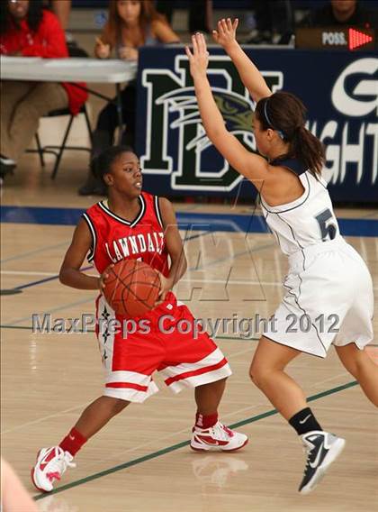Thumbnail 3 in San Marcos vs. Lawndale (So Cal Holiday Prep Classic) photogallery.