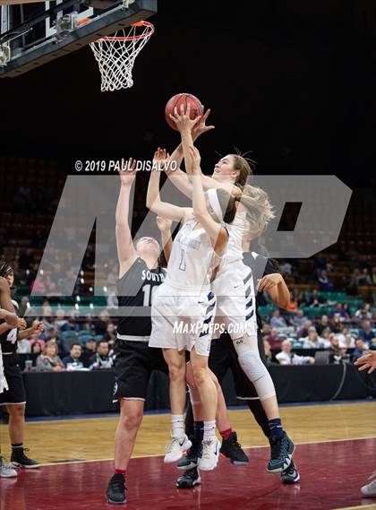 Thumbnail 1 in Pueblo South vs. Air Academy (CHSAA 4a Final Four) photogallery.