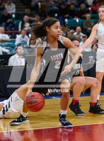 Thumbnail 1 in Pueblo South vs. Air Academy (CHSAA 4a Final Four) photogallery.