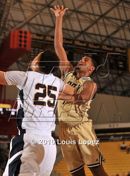 Thumbnail 1 in Long Beach Poly vs. JW North (CIF SoCal Regional D1AA Final) photogallery.