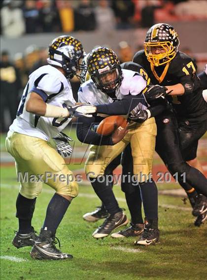 Thumbnail 3 in Jones vs. Murphy (NCHSAA 1A State Final) photogallery.