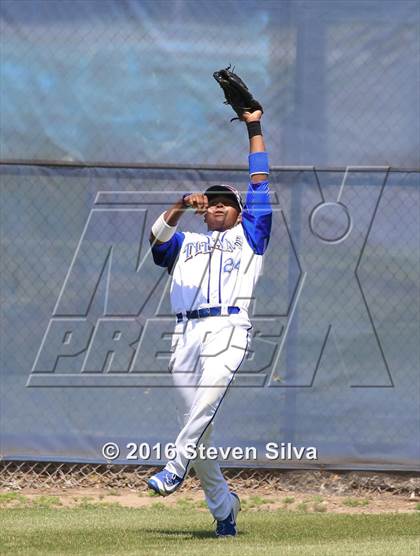 Thumbnail 3 in Eastlake vs. Grossmont (CIF SDS Open Division Semifinal) photogallery.