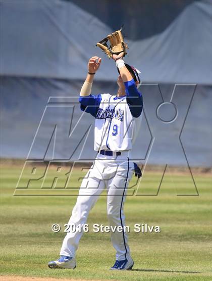 Thumbnail 1 in Eastlake vs. Grossmont (CIF SDS Open Division Semifinal) photogallery.