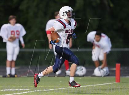 Thumbnail 3 in Boyd Red vs Clark photogallery.