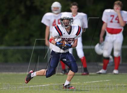Thumbnail 2 in Boyd Red vs Clark photogallery.