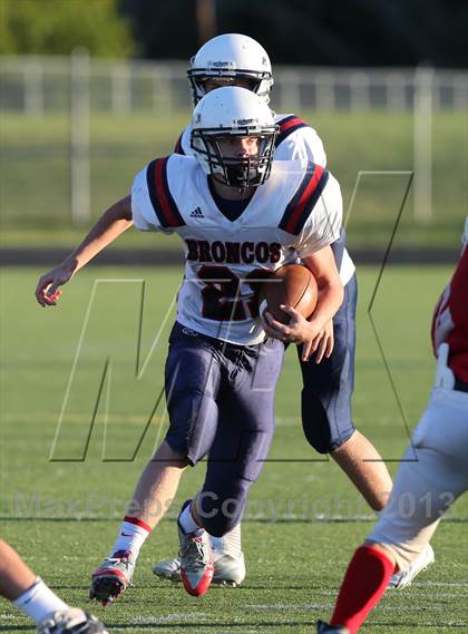 Thumbnail 3 in Boyd Red vs Clark photogallery.