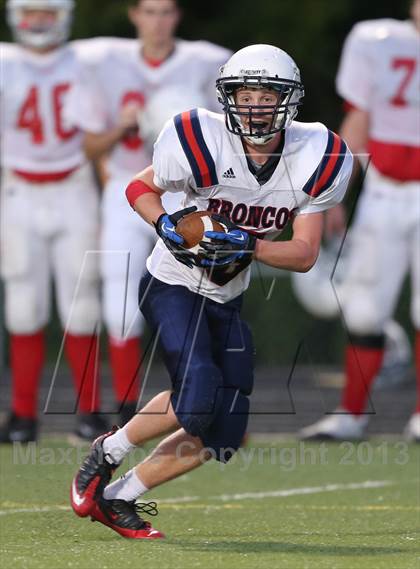 Thumbnail 3 in Boyd Red vs Clark photogallery.