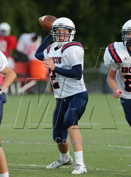 Thumbnail 3 in Boyd Red vs Clark photogallery.