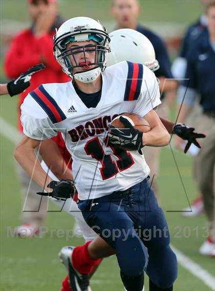 Thumbnail 3 in Boyd Red vs Clark photogallery.