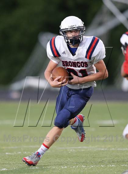 Thumbnail 3 in Boyd Red vs Clark photogallery.