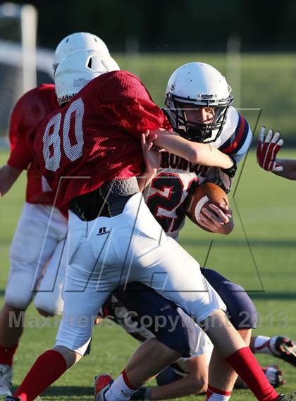 Thumbnail 1 in Boyd Red vs Clark photogallery.
