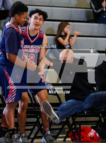 Thumbnail 1 in Christian vs. Aliso Niguel (Torrey Pines Holiday Classic) photogallery.