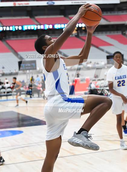 Thumbnail 2 in Phoenix Country Day vs. Copper Canyon - Section 7 Basketball Tournament photogallery.