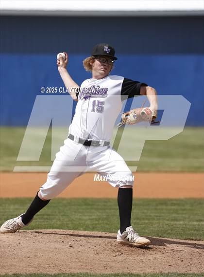 Thumbnail 1 in New Plymouth vs. North Fremont (IHSAA 3A North Super-Regional Game 1)  photogallery.
