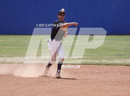 Thumbnail 1 in New Plymouth vs. North Fremont (IHSAA 3A North Super-Regional Game 1)  photogallery.