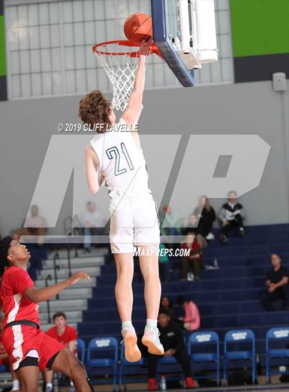 Thumbnail 1 in Greater Atlanta Christian vs Oceanside Collegiate Academy (Rotary Roundball Classic) photogallery.