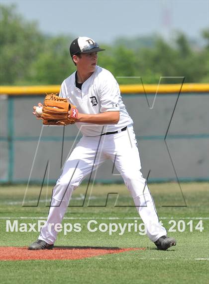 Thumbnail 2 in Dawson vs. Dodd City (UIL 1A Region 2 Area Playoff) photogallery.