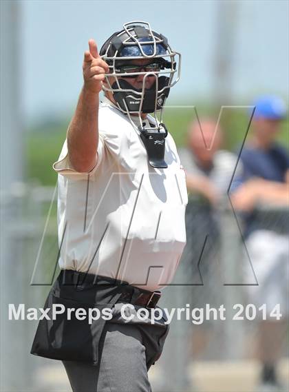 Thumbnail 1 in Dawson vs. Dodd City (UIL 1A Region 2 Area Playoff) photogallery.