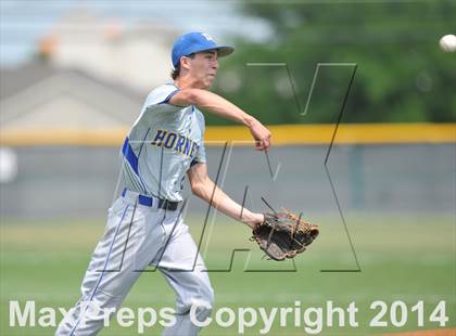 Thumbnail 3 in Dawson vs. Dodd City (UIL 1A Region 2 Area Playoff) photogallery.