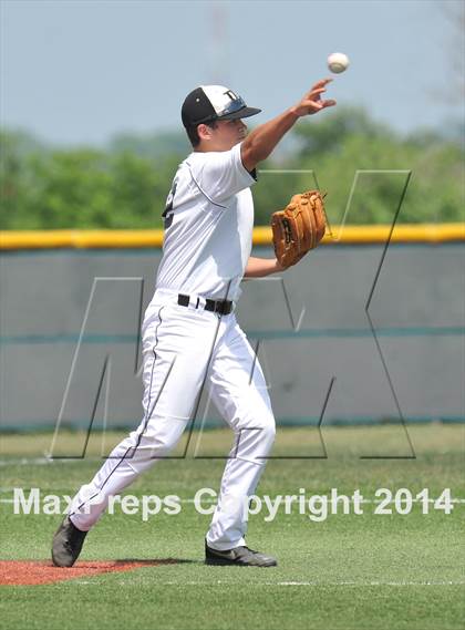 Thumbnail 1 in Dawson vs. Dodd City (UIL 1A Region 2 Area Playoff) photogallery.