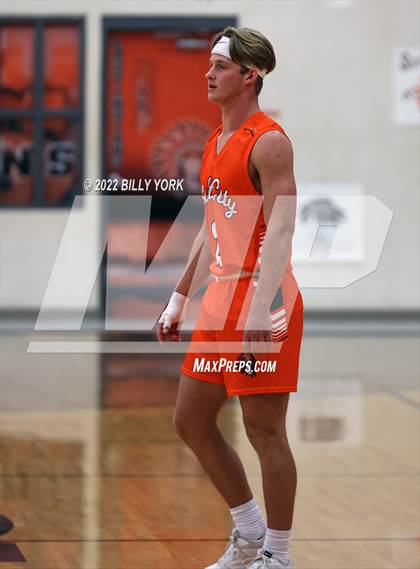 Thumbnail 2 in Grand Saline vs Canton photogallery.