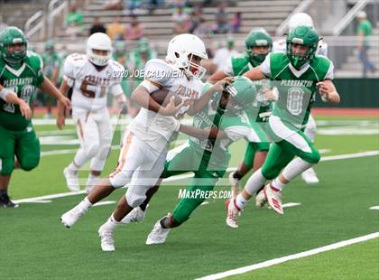 Thumbnail 1 in Jones @ Pleasanton photogallery.
