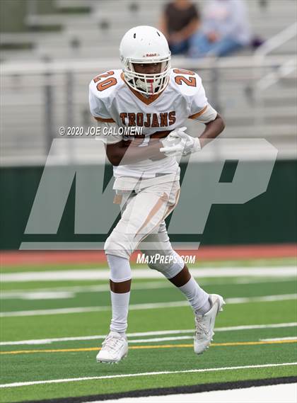 Thumbnail 2 in Jones @ Pleasanton photogallery.