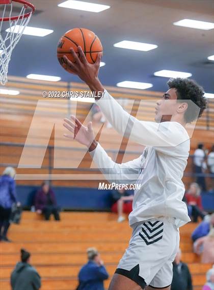 Thumbnail 1 in Willow Canyon vs. Liberty (Hoopsgiving Tournament) photogallery.