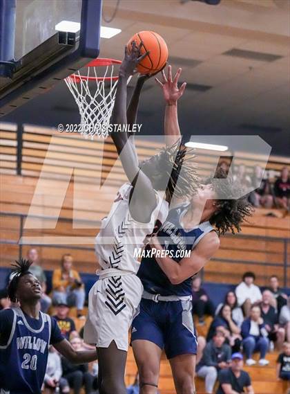 Thumbnail 1 in Willow Canyon vs. Liberty (Hoopsgiving Tournament) photogallery.