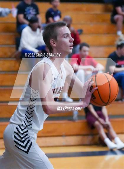 Thumbnail 3 in Willow Canyon vs. Liberty (Hoopsgiving Tournament) photogallery.