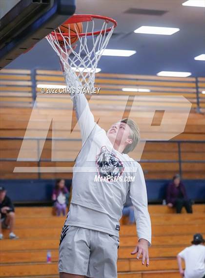 Thumbnail 1 in Willow Canyon vs. Liberty (Hoopsgiving Tournament) photogallery.