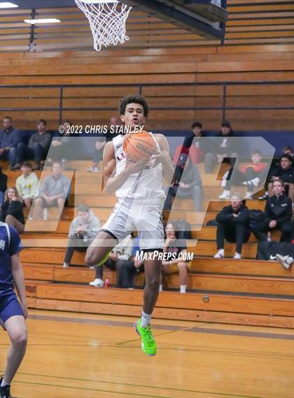 Thumbnail 2 in Willow Canyon vs. Liberty (Hoopsgiving Tournament) photogallery.